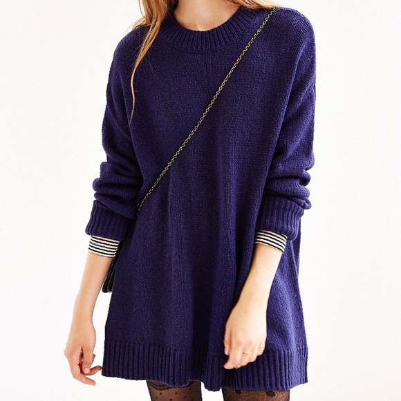BDG Sweaters - BDG Urban Outfitters oversized mock neck blue swt.